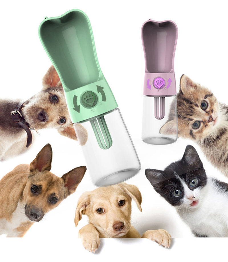 Sip & Go: Handy Travel Bottle for Dogs & Cats