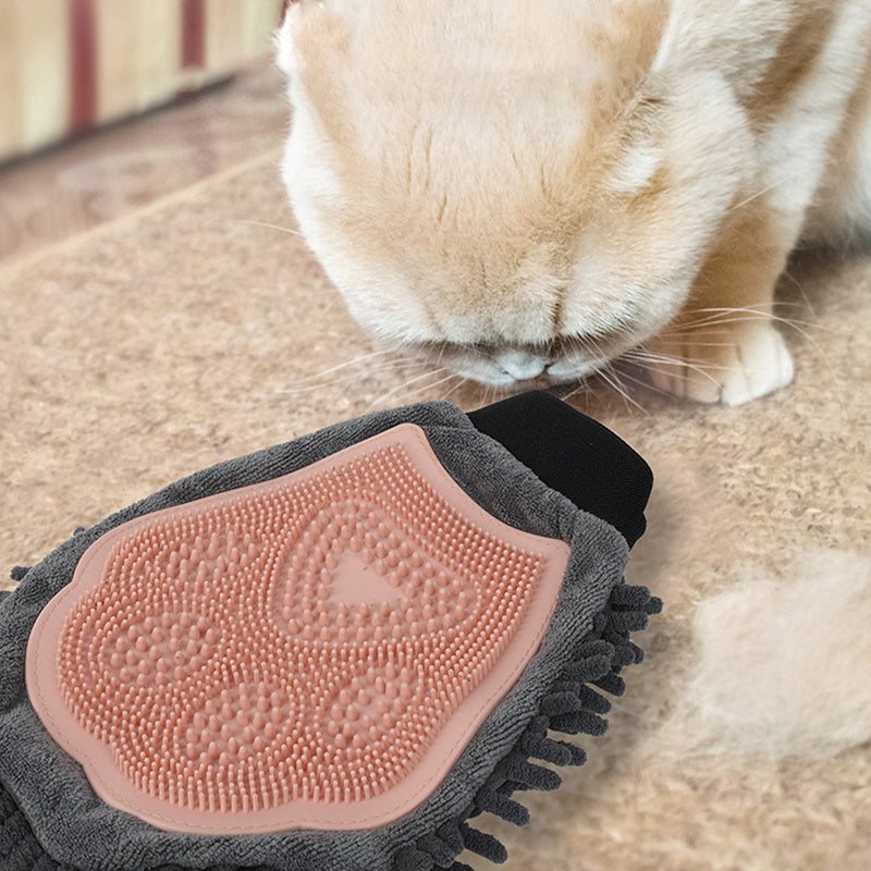 Gentle 2-in-1 Pet Bathing & Grooming Glove